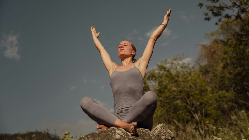 Living Lighter with Every Breath – How Breathwork Helps Me Release Blockages and See More Clearly