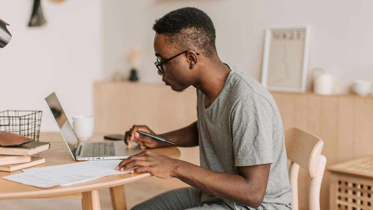 The Framework Longevity Experts Use to Filter Health Misinformation